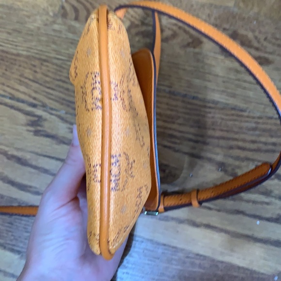 Authentic MCM Mini Sling - Picture 8 of 10